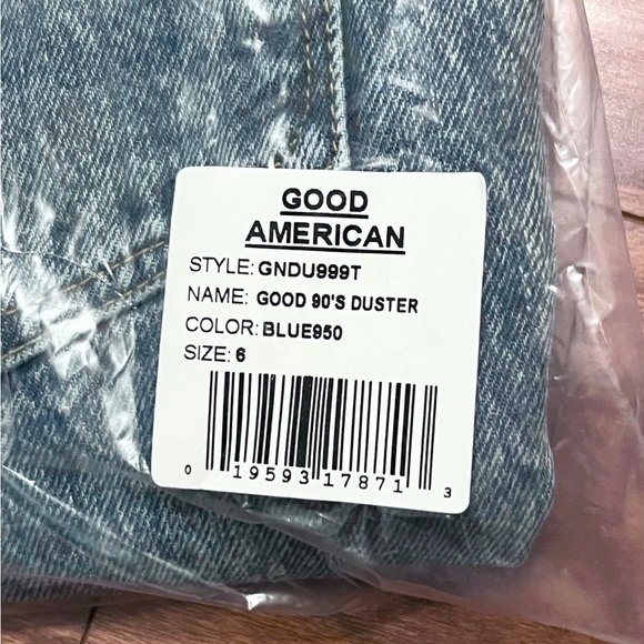 NWT GOOD AMERICAN 90s High Waist Distressed Denim Ripped Knee Ankle Crop Jean 28 - Picture 8 of 9